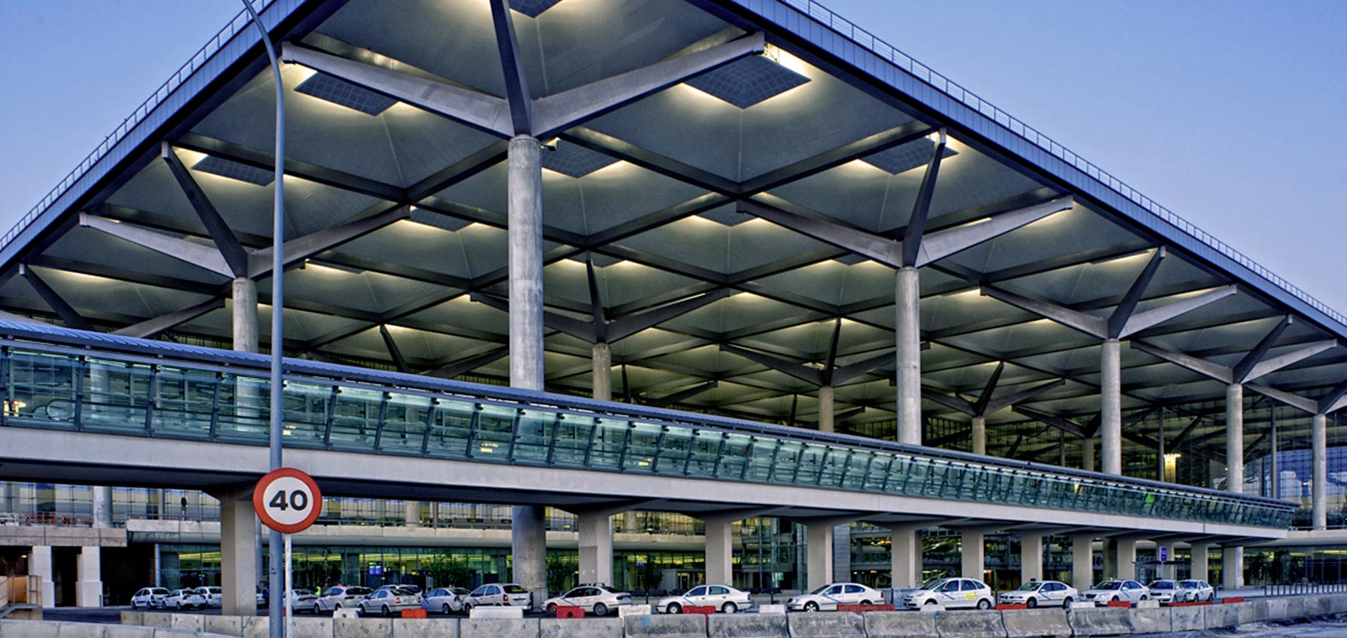 Terminal III Del Aeropuerto De M laga Sando terminal-iii-del-aeropuerto-de-m-laga-sando