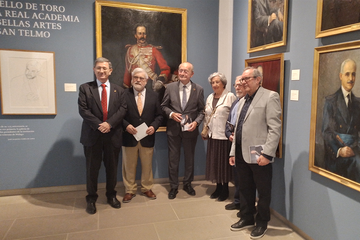 El Museo Revello de Toro acoge una exposición conmemorativa del 175 aniversario de la Real Academia de Bellas Artes de San Telmo.
