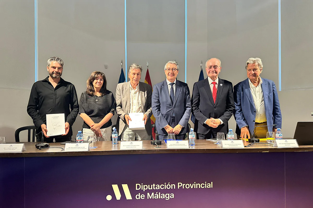 Esta semana se ha presentado el libro monográfico Luis Machuca Santa-Cruz, Obra completa 1972–2024, una publicación en la que Sando participa y que recoge la memoria gráfica de su extensa trayectoria profesional.